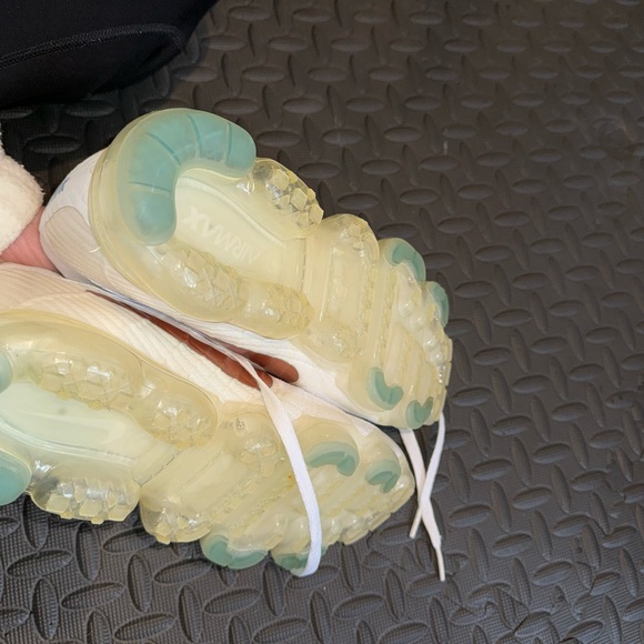Nike vapormax’s - Picture 5 of 5